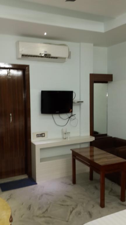 Rupasi Bangla Hotel Kolkata Room photo